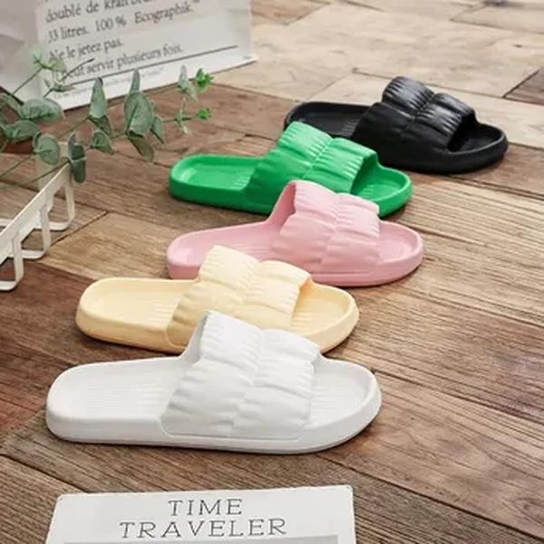 2023 Mulheres Macio Sole Nuvem Chinelos Plataforma Grossa Sandálias De Praia Ao Ar Livre Indoor Verão EVA Não Slip Flip Flops