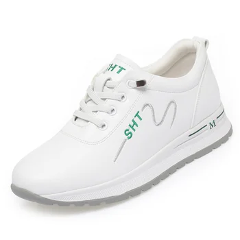 Sapato casual de sola macia de couro feminino, sapatilhas esportivas brancas para moda nova, sapatilhas desenhadas para a mãe, primavera