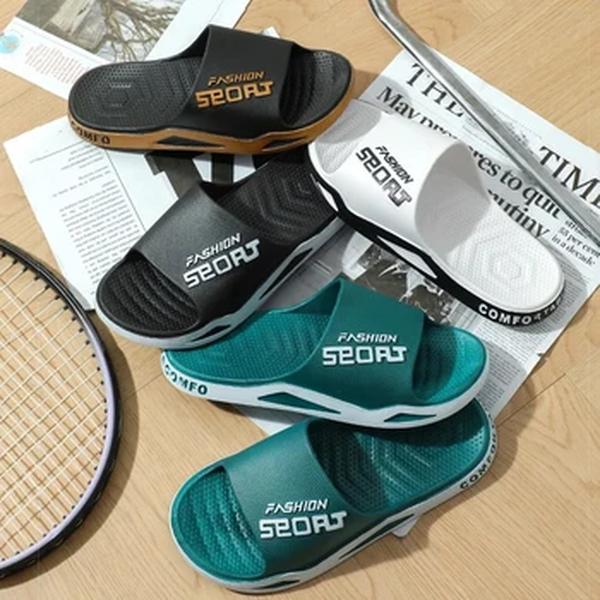 Chinelos de verão usados externamente para homens e mulheres, sandálias antiderrapantes para banheiro, interior e casa, sapatos de casal na moda